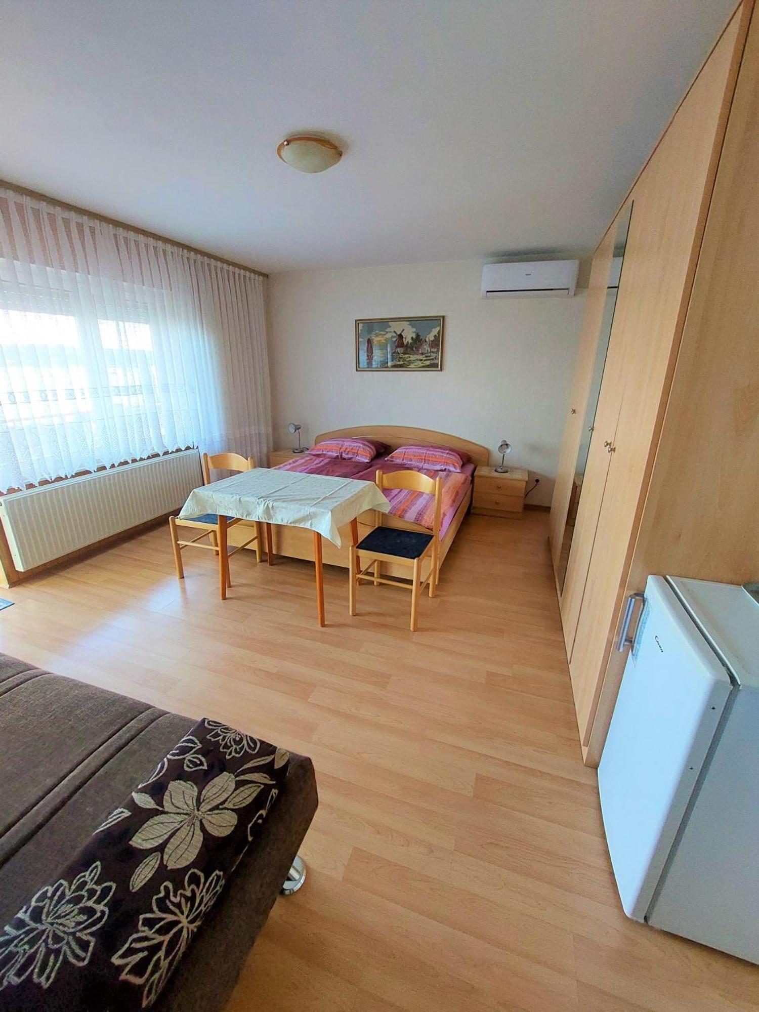 Sobe Crikvenica 29926 - Mileva Hotel ห้อง รูปภาพ